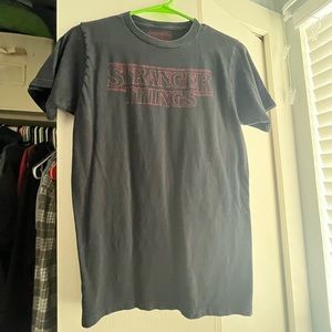 STRANGER THINGS Hot Topic Black t Shirt